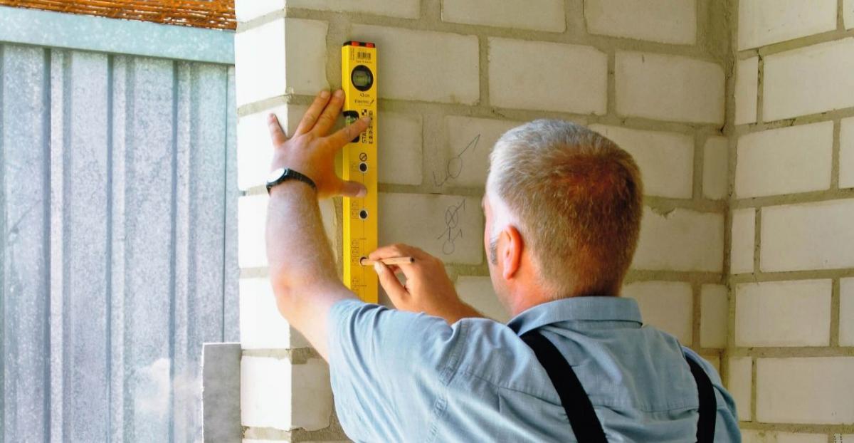 STABILA Poziomica z otworami do znakowania typ 70 43cm