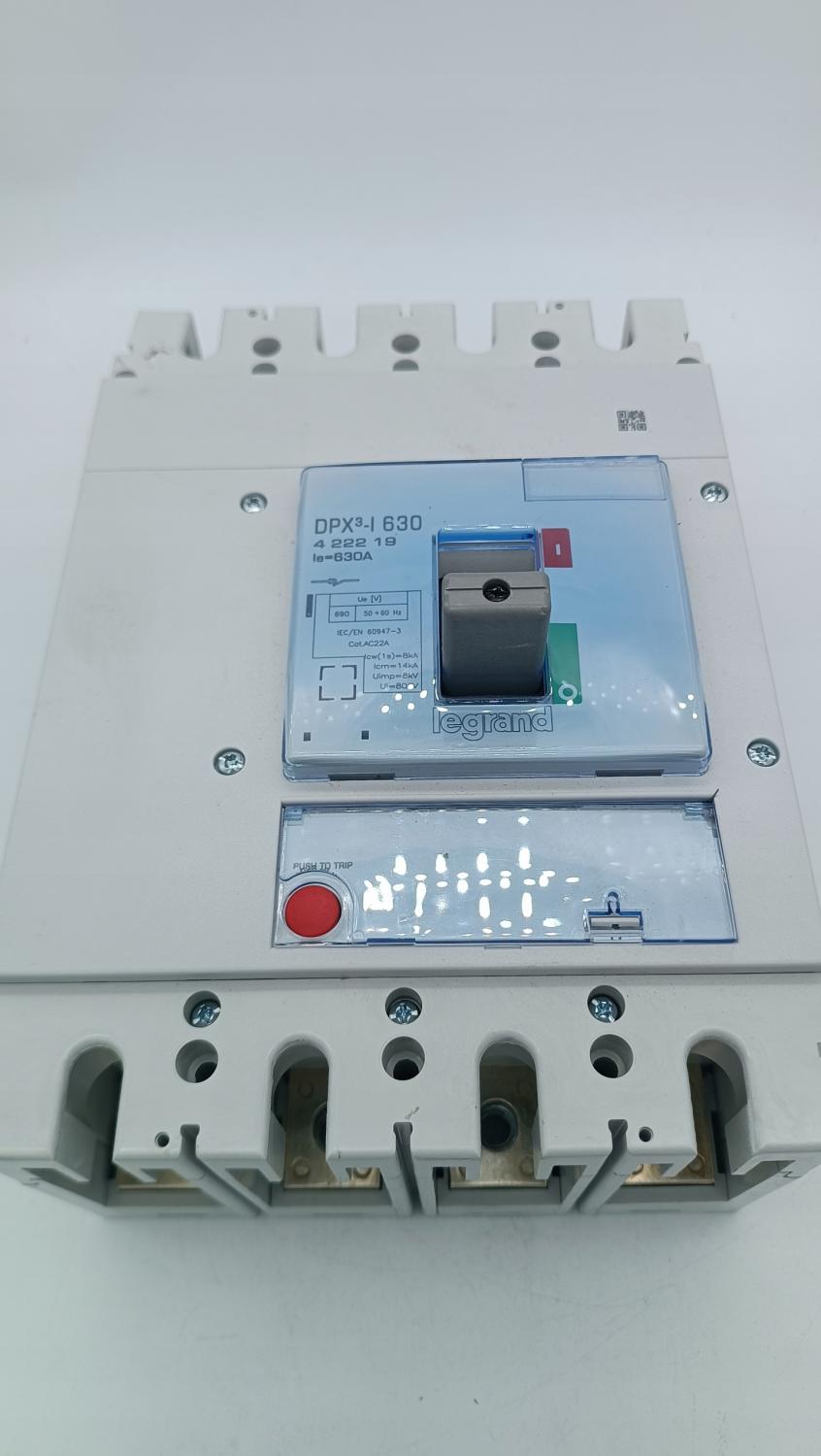 LEGRAND Wyłącznik DPX3 630 TM 4P 630A 36kA