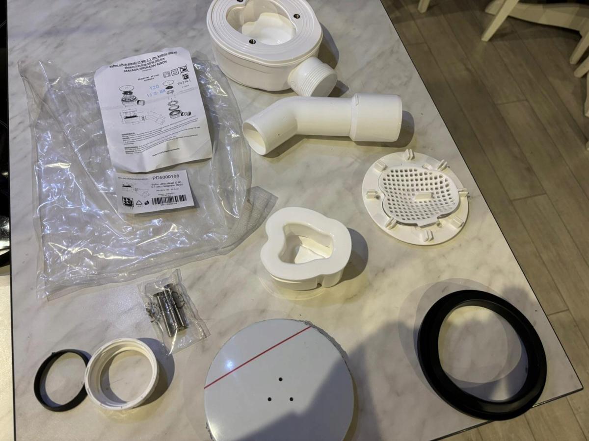 ROCA Ultra płaski odpływ brodzikowy 90mm, wys. 52mm, przepływ: 30l/min