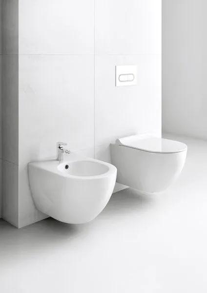 RAVAK Miska wisząca WC UNI chrome RimOff biała