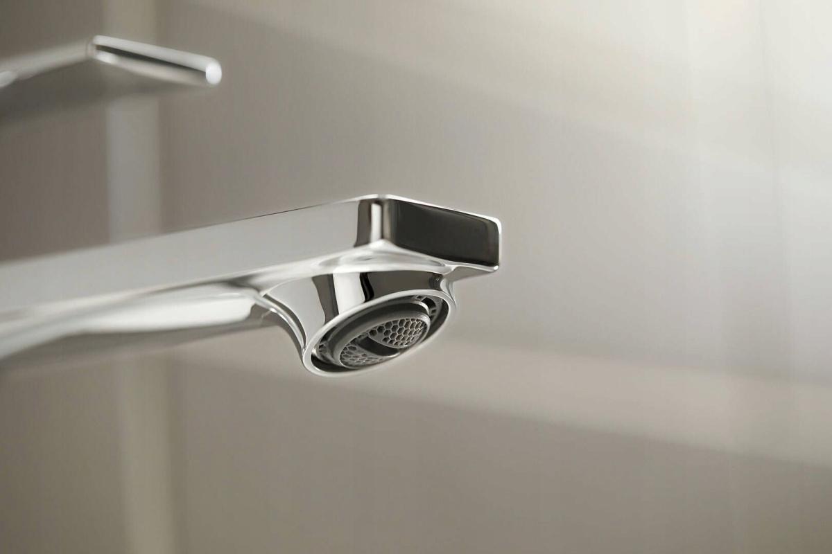 Bateria umywalkowa stojąca HANSGROHE REBRIS E 110 1uchw 1-otw czarna matowa