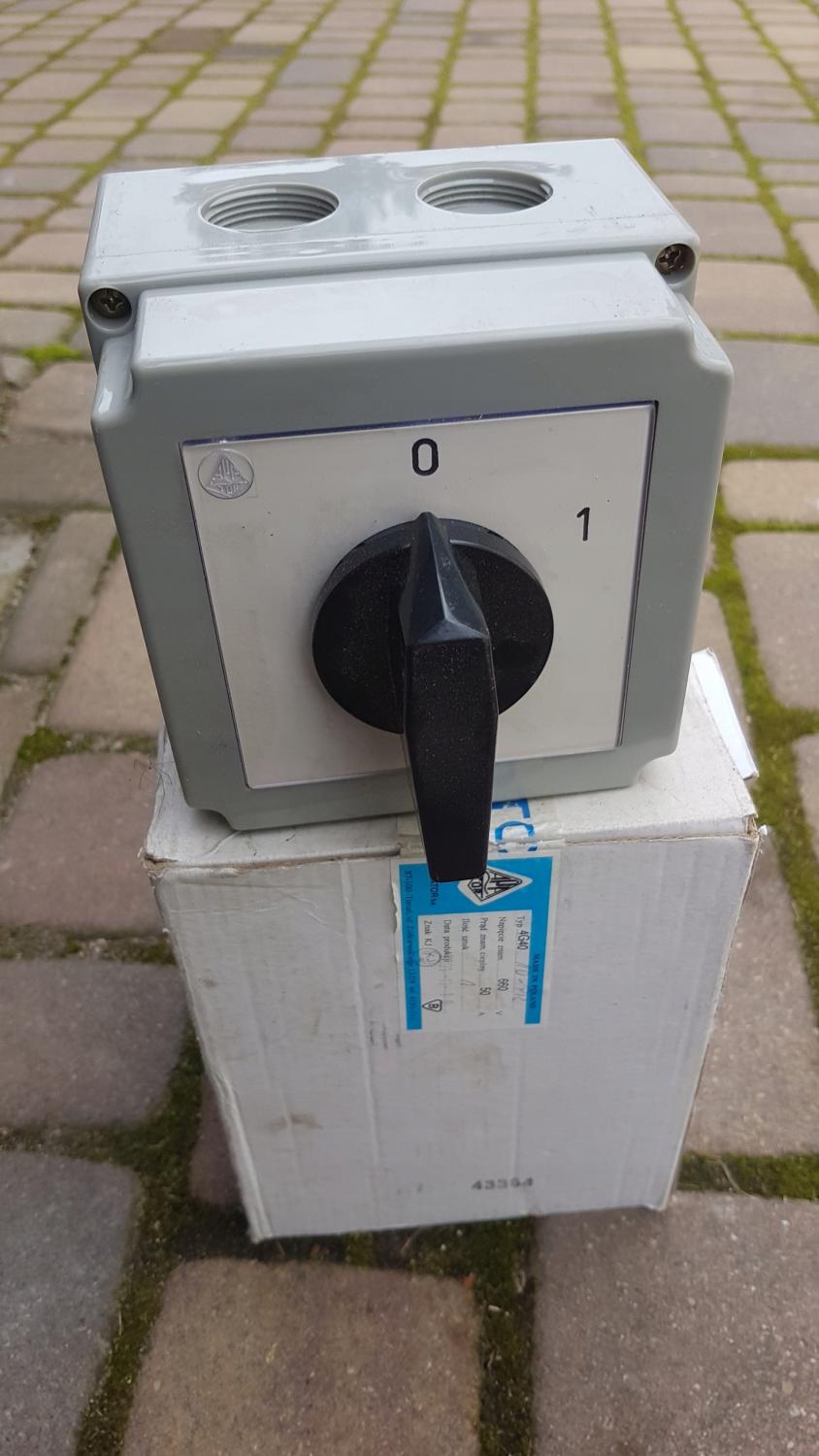 Łącznik krzywkowy 4G40-10-PK z pozycją 0 (0-1) Un: 690 V~ In: 40 A Rozłąc