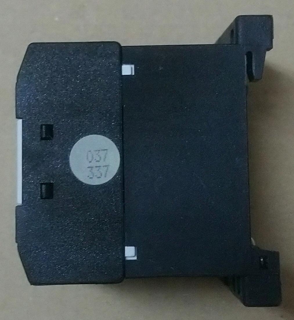 EATON Stycznik pomocniczy AC-15 I=3A 3Z 1R DILER-31-G(24VDC)