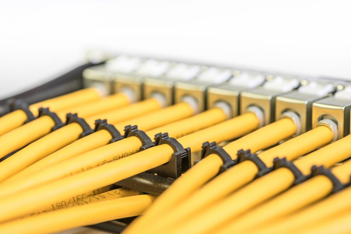 Kabel instalacyjny DIGITUS kat.7A, S/FTP, Dca, AWG 22/1, LSOH, 500m, żółty,