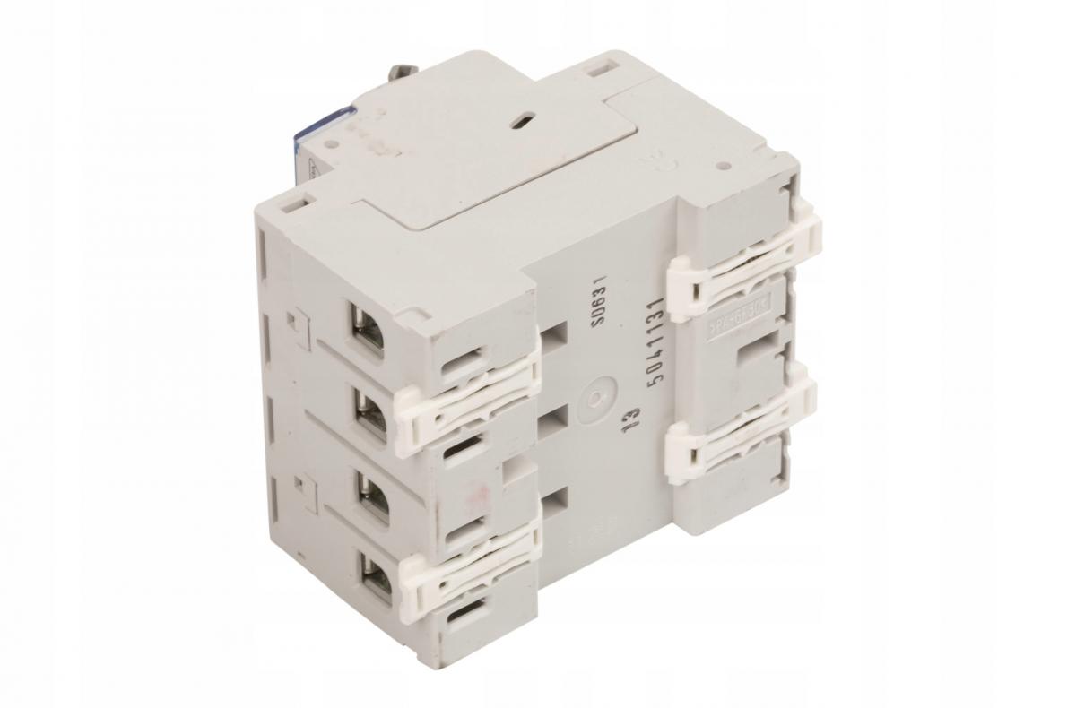 LEGRAND Wyłącznik różnicowoprądowy P304 4P 40A 300MA TYP AC TX3