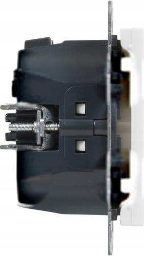 Gniazdo płaskie 2P+Z - 16 A - z USB Typ - C - 1,5 A - zaciski automatyczne