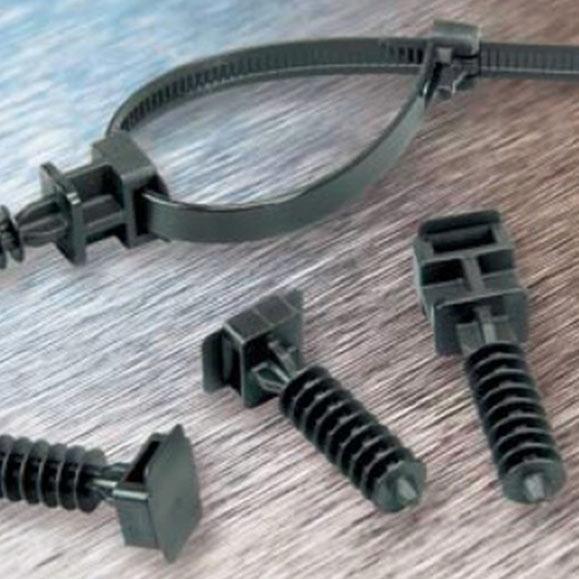 ONNLINE Uchwyt wbijany CH-8 pod otwór M10, OPK=100szt