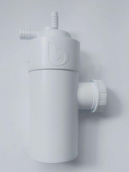 Syfon do odprowadzania popłuczyn ze zmiękczacza