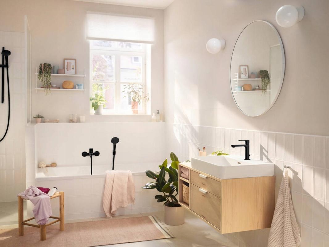 Bateria umywalkowa stojąca HANSGROHE REBRIS S 240 1-uchwyt. 1-otw. chrom