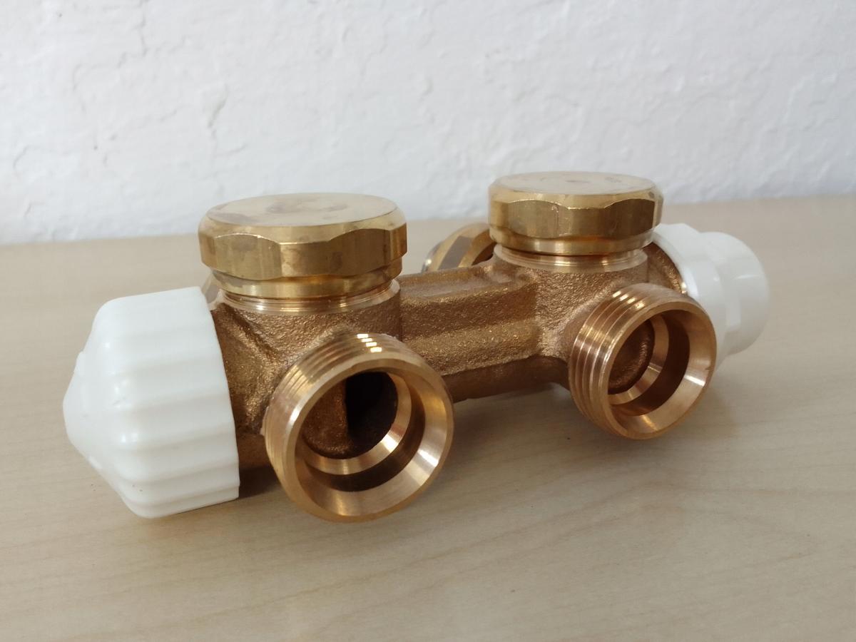 Multilux 4 zestaw z białą głowicą termostatyczną