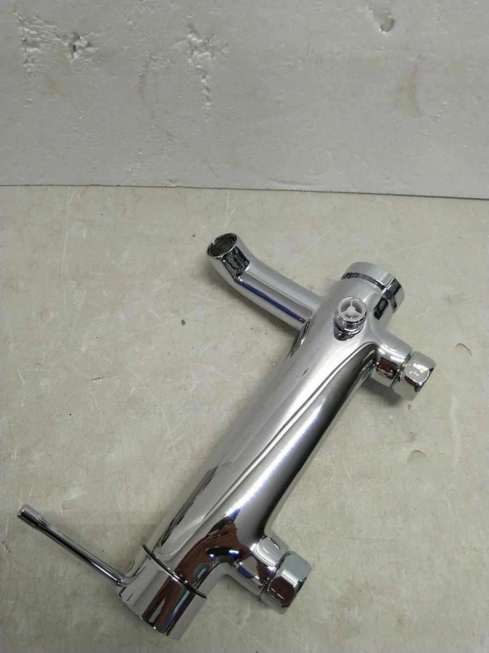 Bateria wannowa Grohe Essence New jednouchwytowa z zestawem punktowym