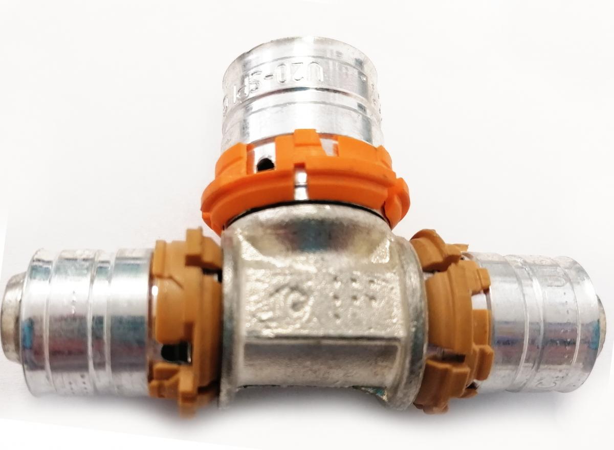 UPONOR Uponor S-Press PLUS trójnik redukcyjny 16-20-16