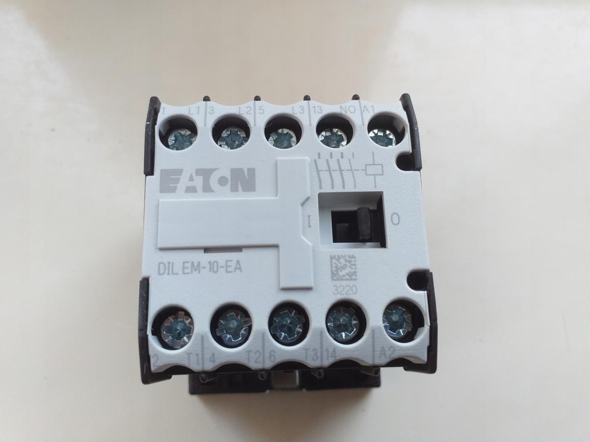 Stycznik miniaturowy, 4kW/400V, sterowanie 230VAC DILEM-10-EA(230V50HZ,240V