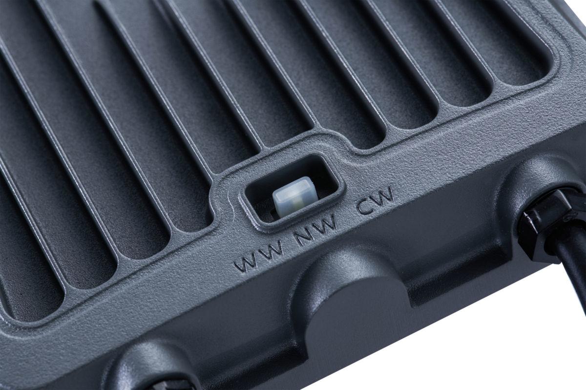 PHILIPS Naświetlacz BVP167 LED24/830_40_65DOB 20W SWB MDU