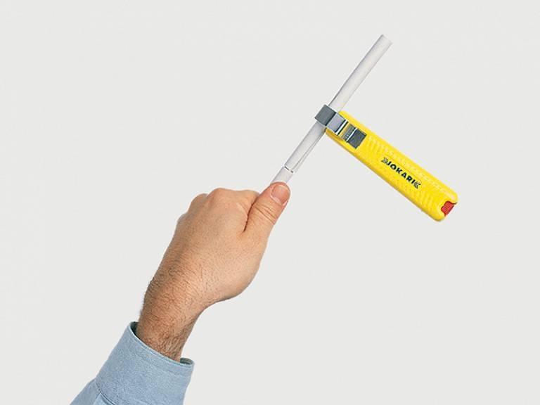 Nożyk do zdejmowania izolacji z kabli okrągłych o średnicy 8-28mm Jokari