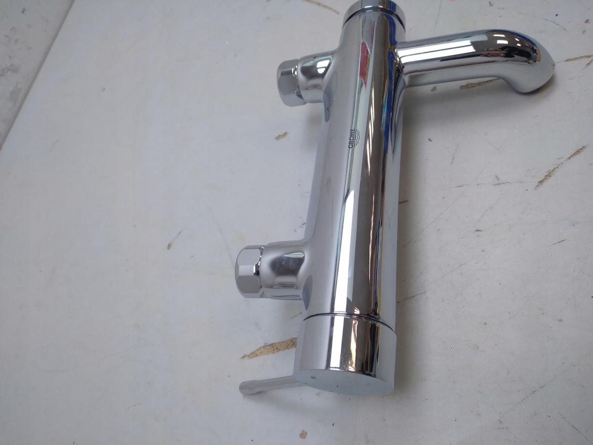 Bateria wannowa ścienna GROHE Essence 1-uchwyt. 2-otworowa mosiężna chrom