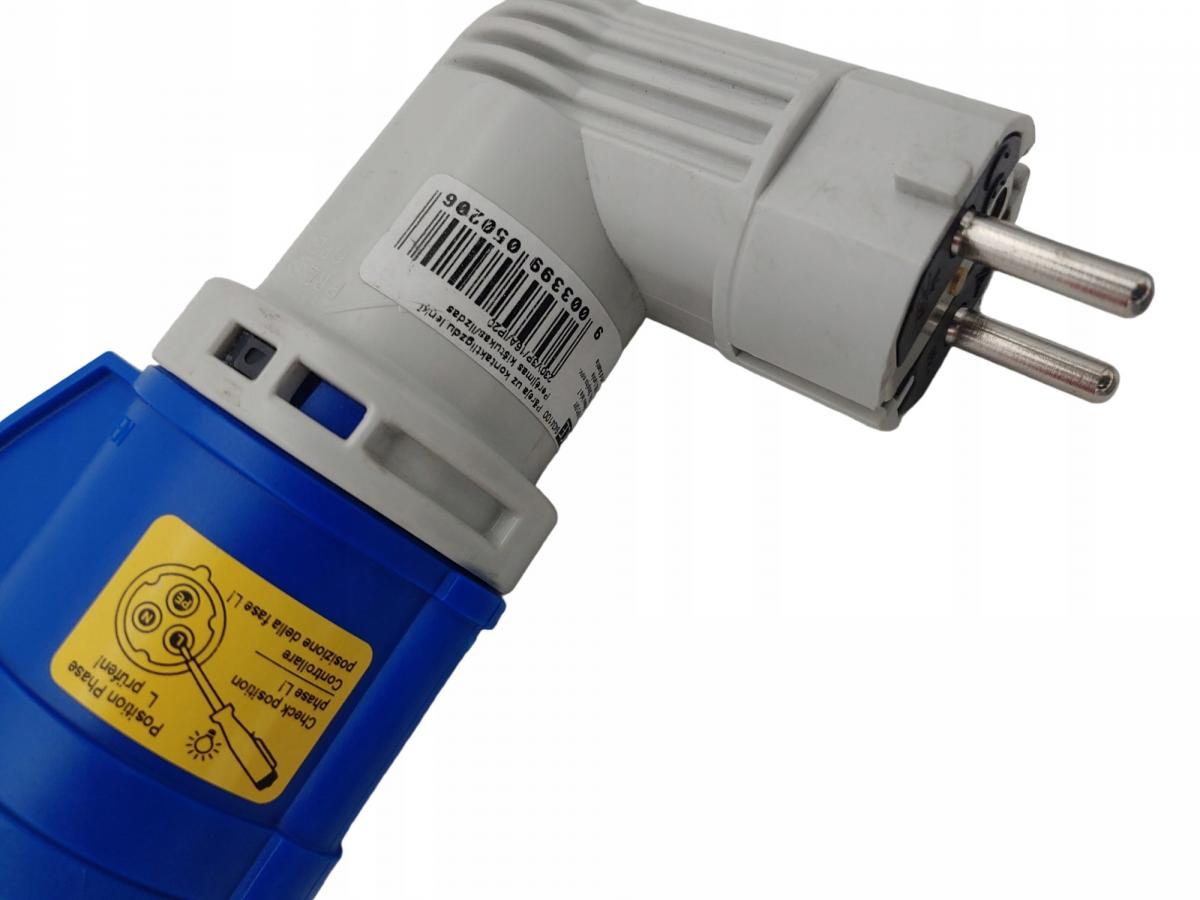 Adapter z wejściem wtyczka uni-schuko 16A/3P/230V wyjście gniazdo CEE 16A 2