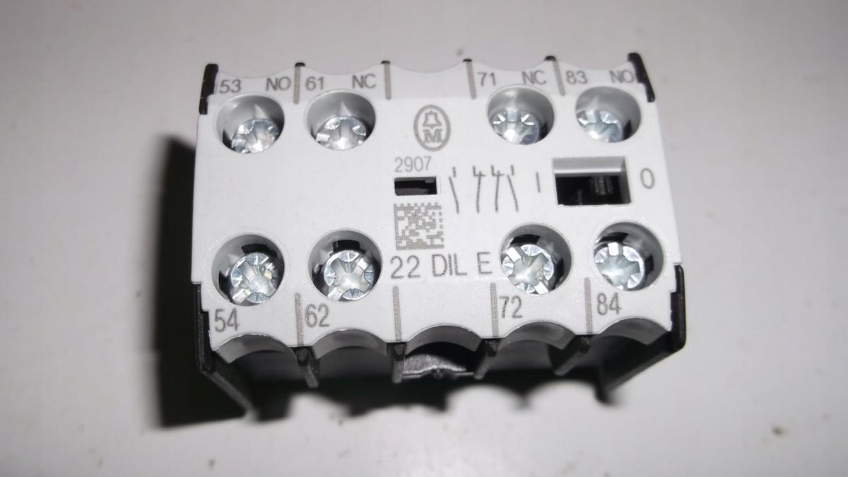 EATON Moduł styków pomocniczych 2Z 2R montowany centralnie 22DILE