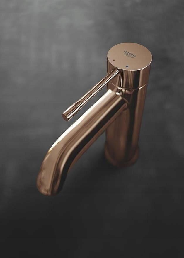 Bateria umywalkowa stojąca GROHE Essence 1-otw. phantom black giętkie węże