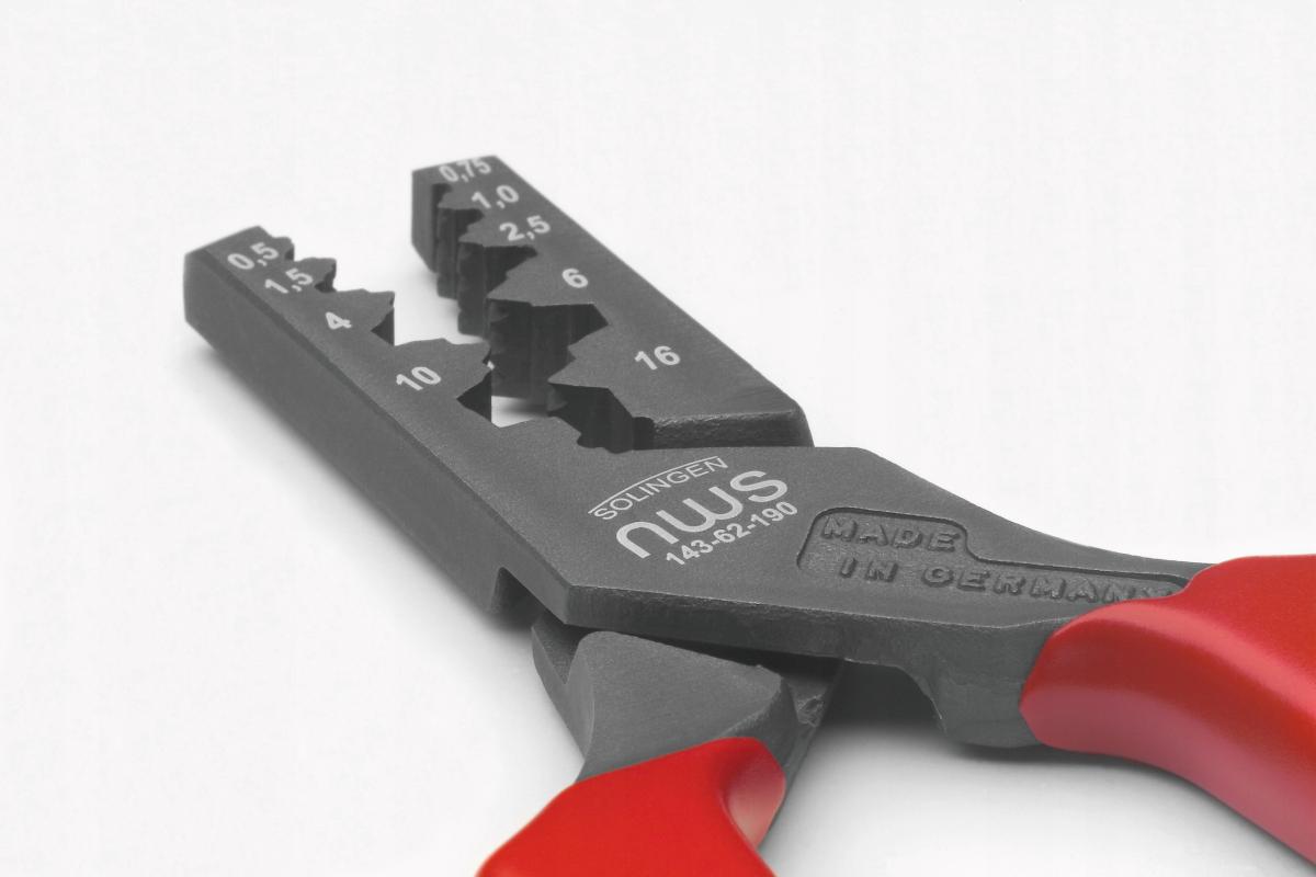 Szczypce do zaciskania tulejek NWS 0,5-16