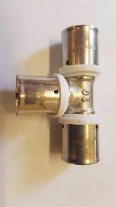 Trójnik zaprasowywany 63mm