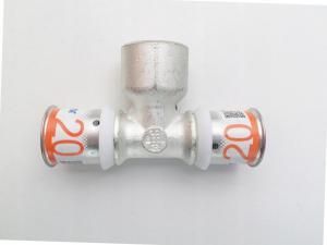 UPONOR Uponor S-Press PLUS trójnik z gwintem wewn. 20-Rp1/2FT-20
